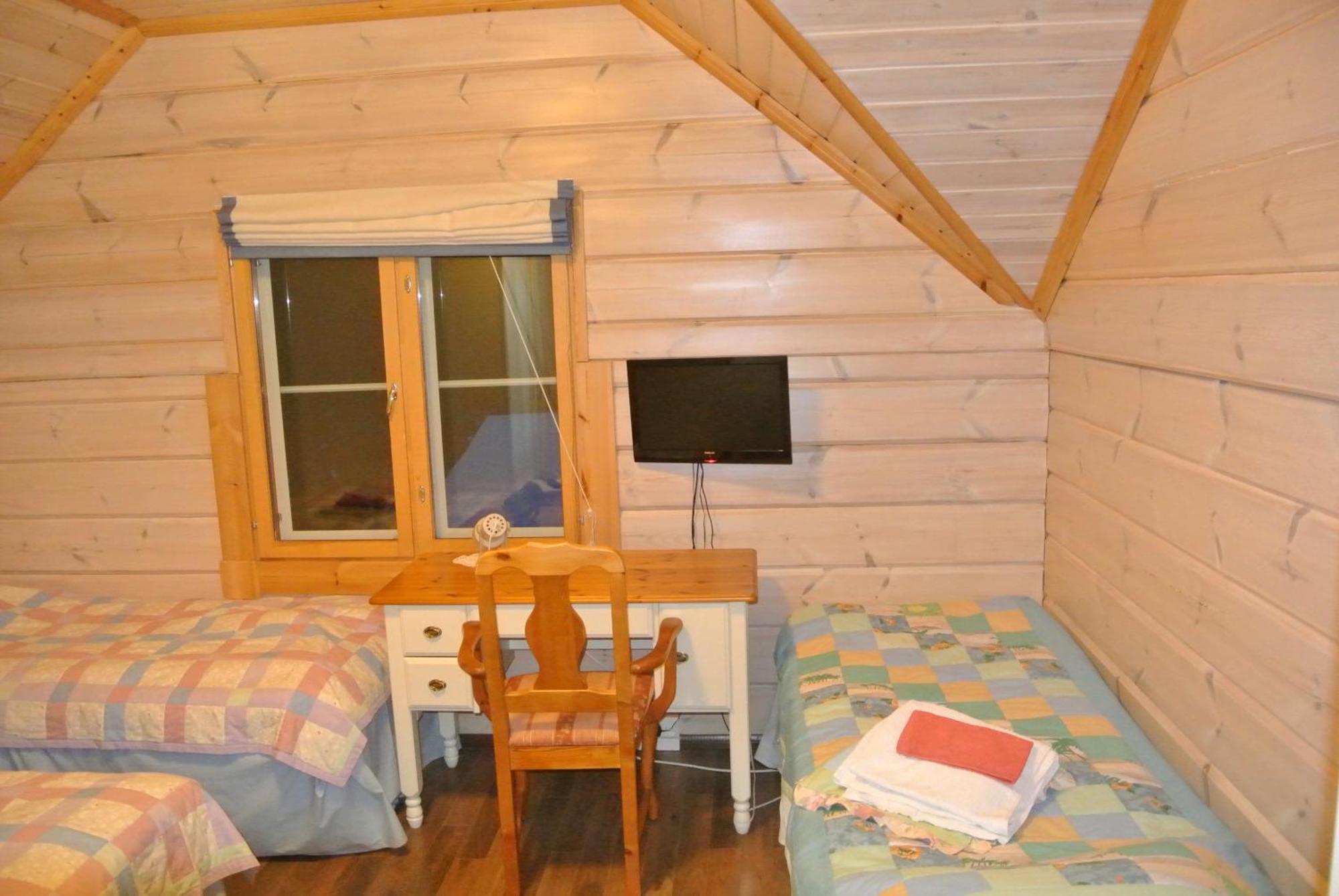 Guest House Haapaniemen Hirsikartano Iisalmi Eksteriør billede