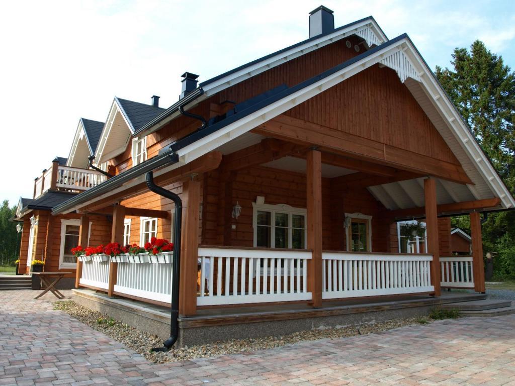 Guest House Haapaniemen Hirsikartano Iisalmi Eksteriør billede